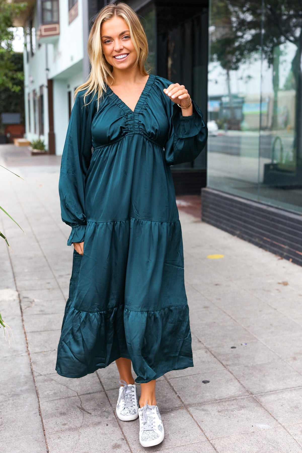 Elegant Hunter Green Elastic V Neck Tiered Satin Maxi Dress