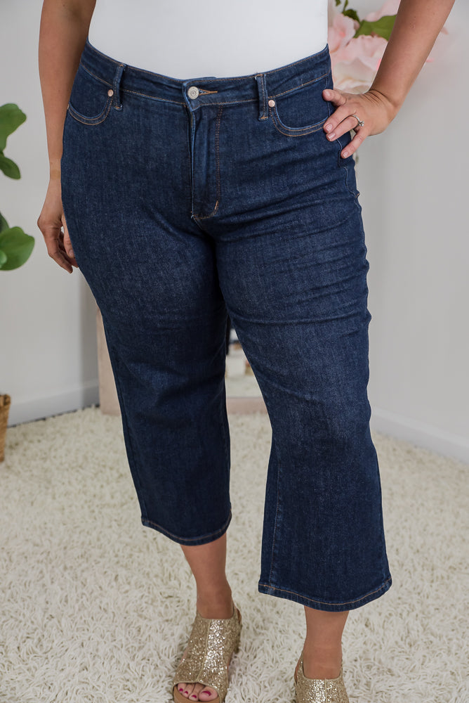 Astounding Tummy Control Cropped Judy Blue Jeans