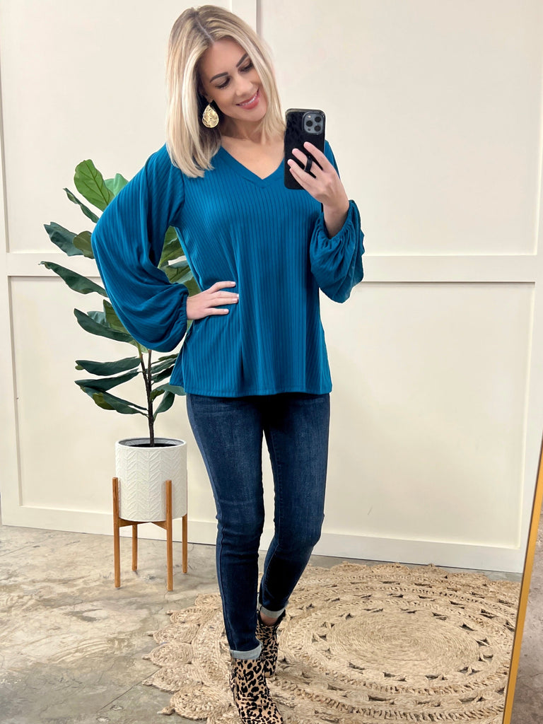 Jade Knit Top With High/Low Sleeve